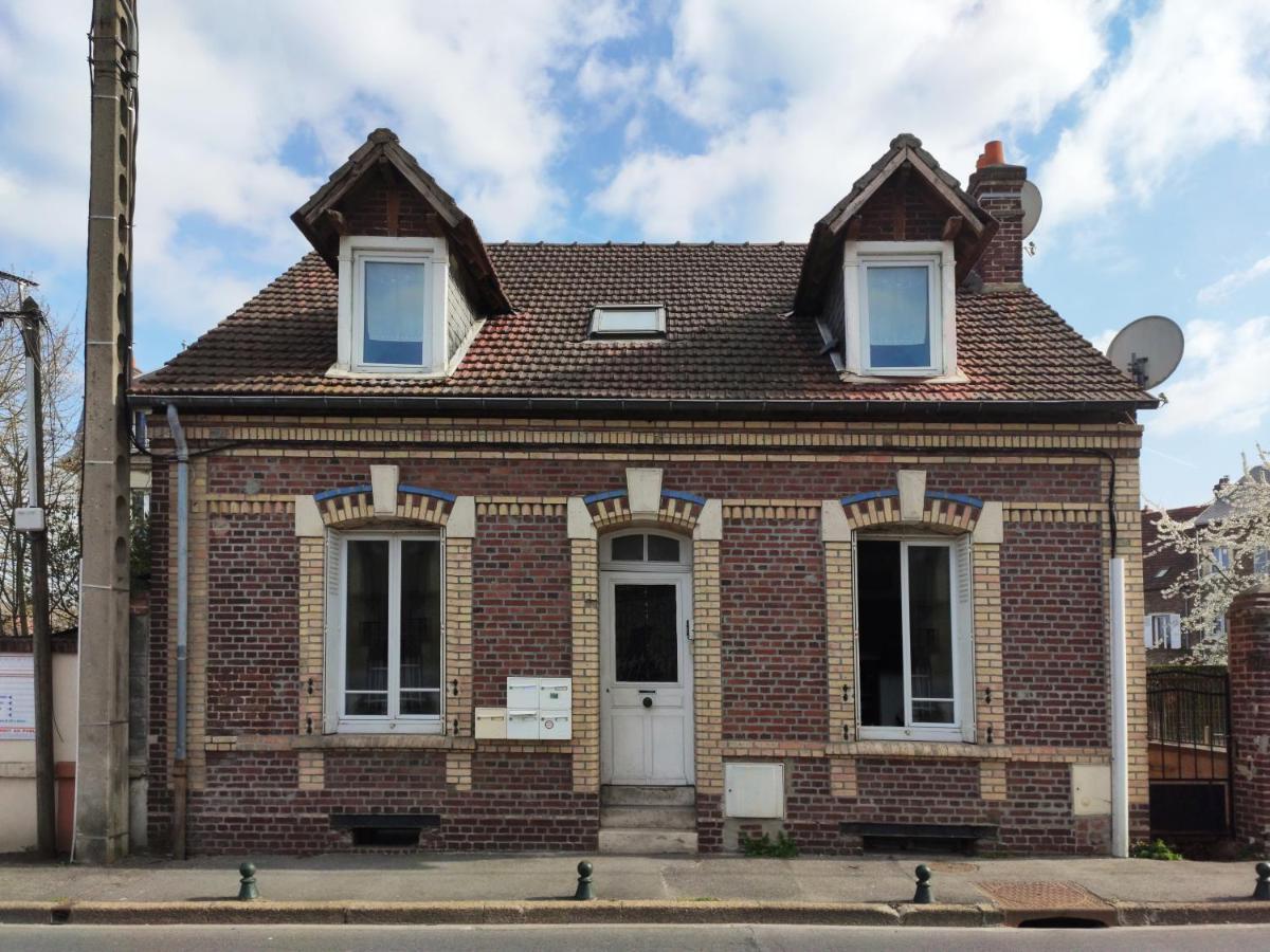 Le Bataillon - Confort - Château de Compiègne Exterior foto